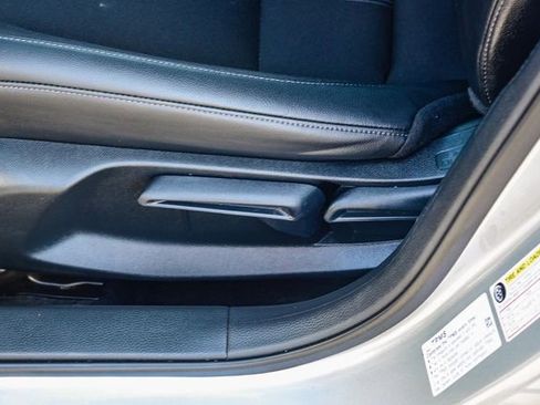 Used 2025 Honda Civic Sport image 24