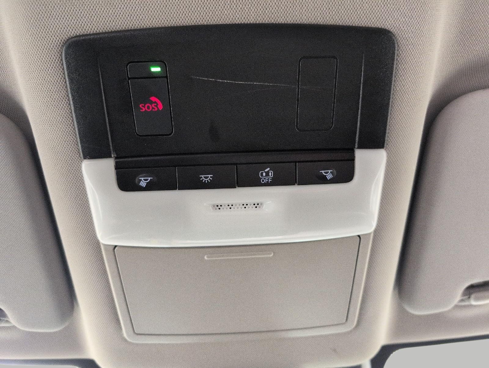 Used 2025 Nissan Rogue SV AWD/4WD image 18
