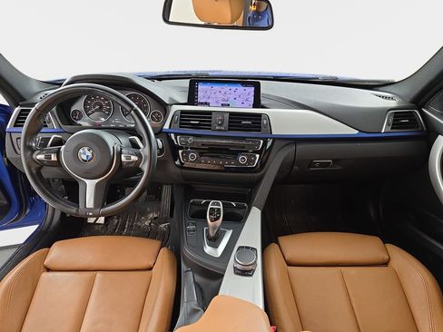 Used 2018 BMW 330i xDrive Sedan w/ M Sport Package image 14