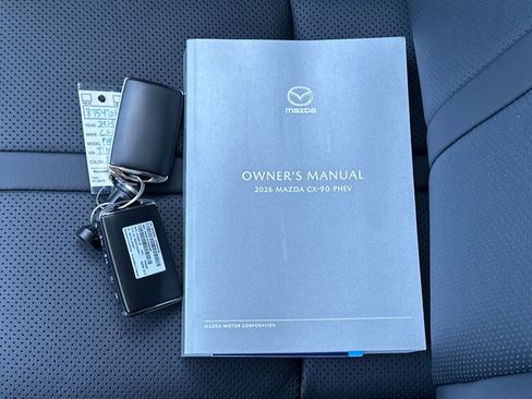 New 2026 MAZDA CX-90 Plug-In Hybrid w/ Preferred image 9