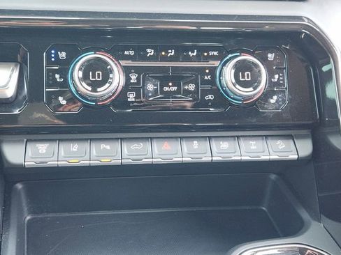 Used 2024 GMC Sierra 2500 AT4X w/ AT4X AEV Edition image 20