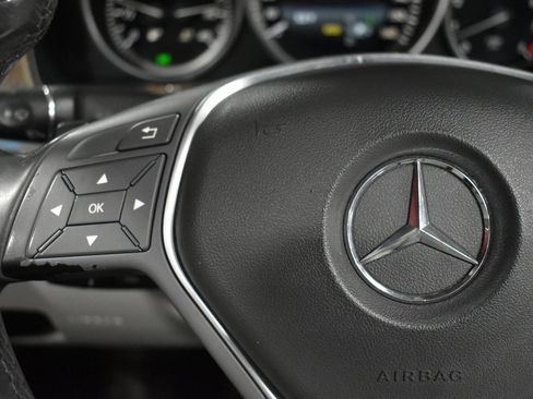 Used 2014 Mercedes-Benz E 350 Sedan image 22