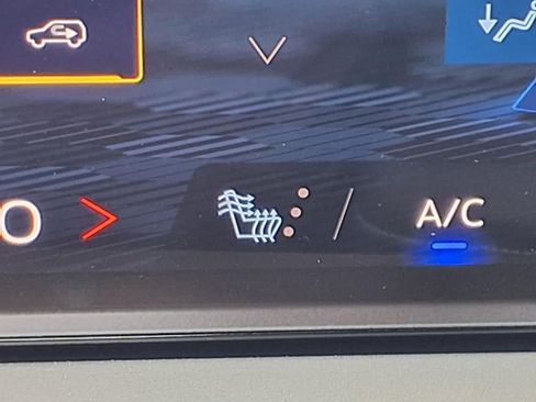 New 2026 Chevrolet Traverse LT w/ Driver Confidence Package FWD image 14