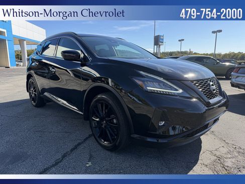 Used 2024 Nissan Murano SV w/ SV Midnight Edition Package image 3