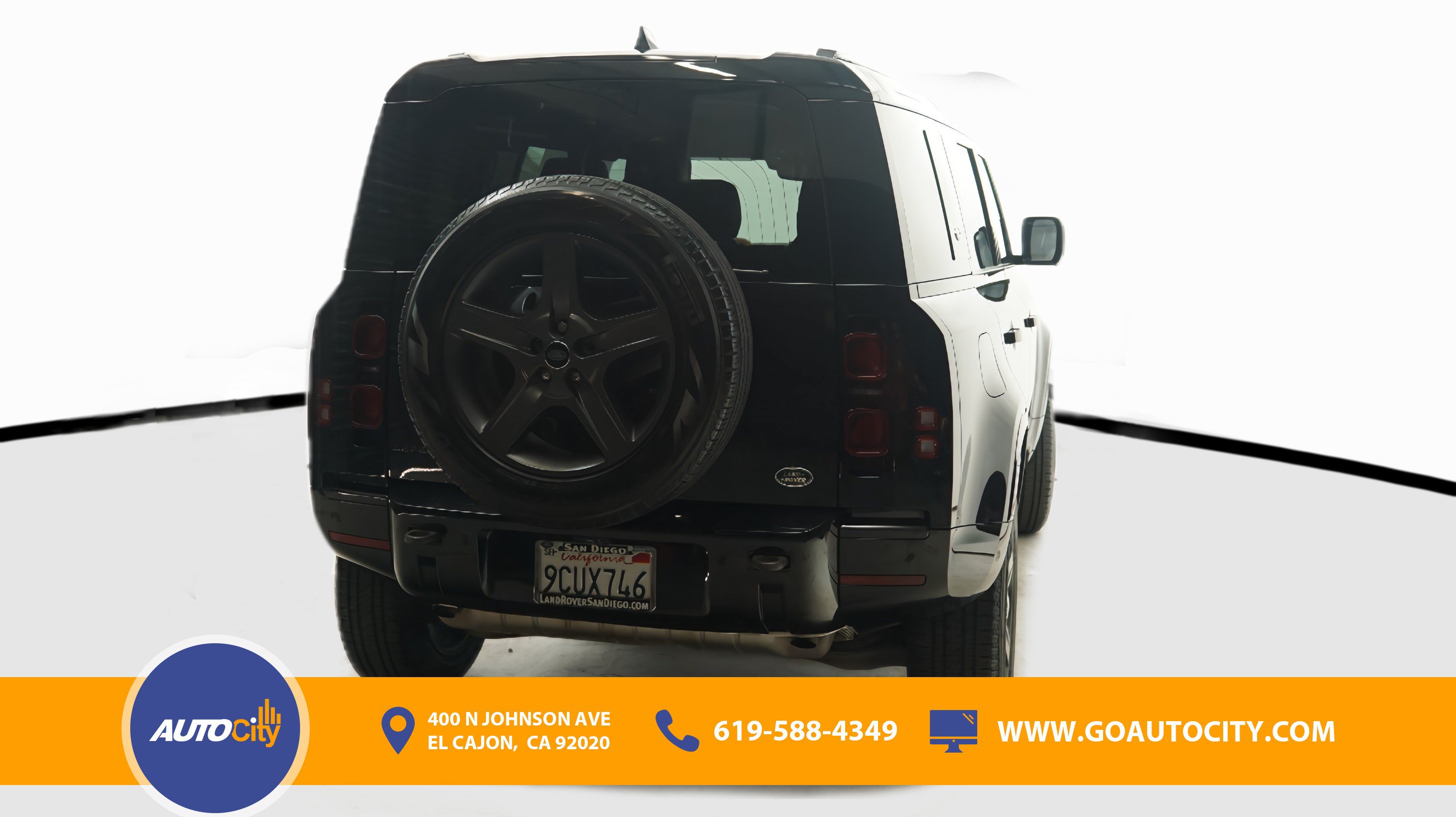 Used 2023 Land Rover Defender 110 X-Dynamic SE AWD/4WD image 10