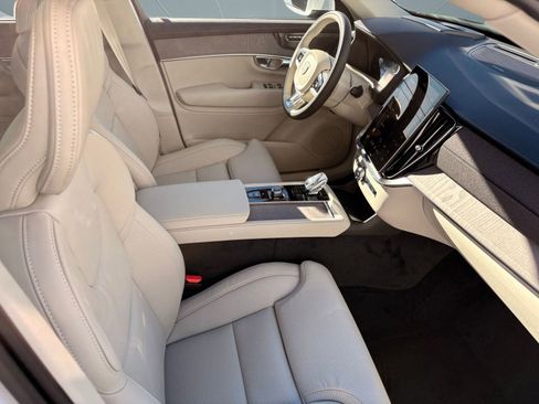 New 2026 Volvo XC90 B6 Ultra image 26