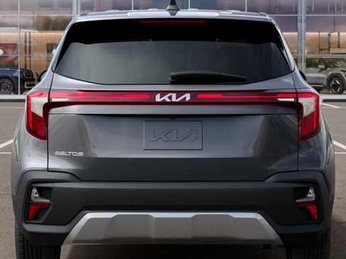 New 2026 Kia Seltos LX FWD image 13