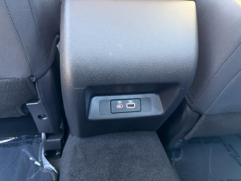 Used 2024 Nissan Altima 2.5 SV FWD image 25
