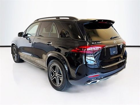 Used 2025 Mercedes-Benz GLE 350 4MATIC w/ AMG Line Exterior image 7