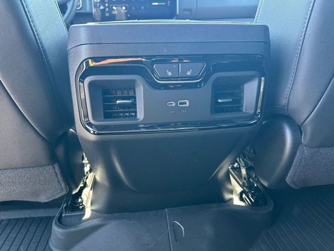 New 2026 GMC Sierra 1500 AT4 w/ AT4 Premium Package AWD/4WD image 23