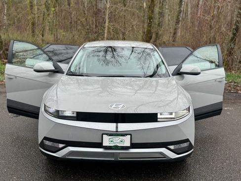 Used 2024 Hyundai Ioniq 5 SEL image 23