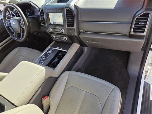 Used 2021 Ford Expedition Max Limited image 17