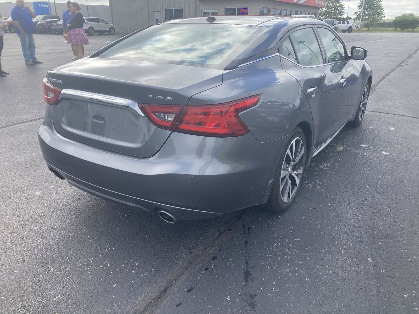 Used 2017 Nissan Maxima Platinum FWD image 7
