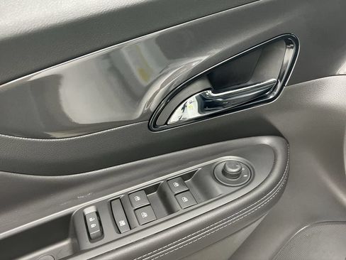 Used 2022 Buick Encore Preferred w/ Safety Package AWD/4WD image 20
