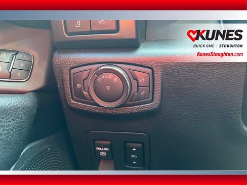 Used 2019 Ford Expedition Limited w/ Equipment Group 301A AWD/4WD image 23