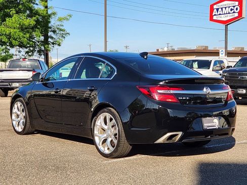 Used 2017 Buick Regal GS w/ Driver Confidence Package #1 FWD image 7