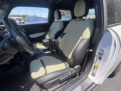 Used 2023 MINI Cooper SE FWD image 19