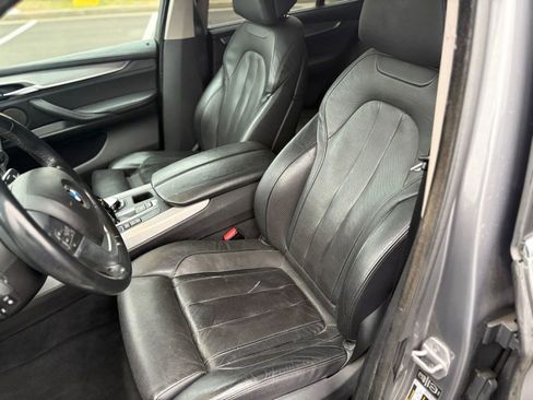 Used 2015 BMW X5 xDrive50i image 11
