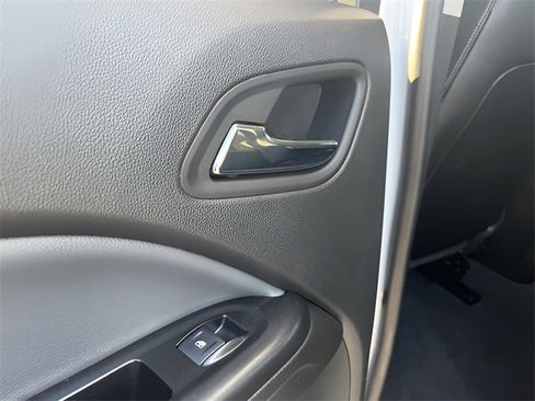 Used 2020 Chevrolet Colorado Z71 image 28