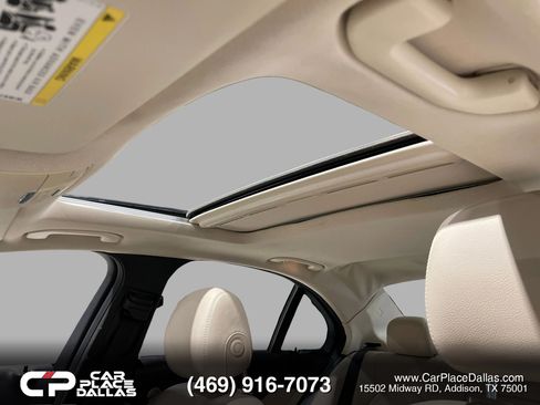 Used 2018 Mercedes-Benz C 300 Sedan w/ Premium Package image 43