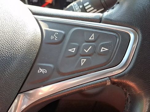 Used 2019 Chevrolet Equinox Premier AWD/4WD image 24