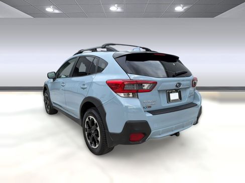 Used 2021 Subaru Crosstrek 2.0i Premium w/ Moonroof Package AWD/4WD image 3