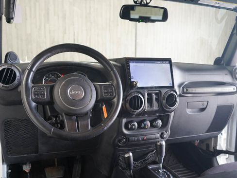 Used 2014 Jeep Wrangler Sport w/ Quick Order Package 24S AWD/4WD image 11