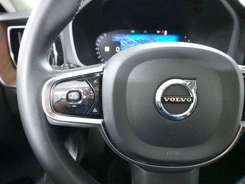 Used 2023 Volvo XC60 T8 Plus AWD/4WD image 14