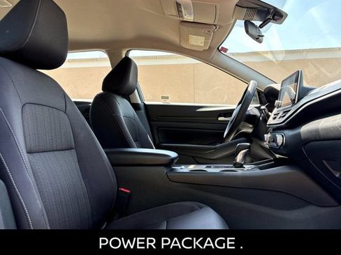 Certified 2025 Nissan Altima 2.5 SV FWD image 8