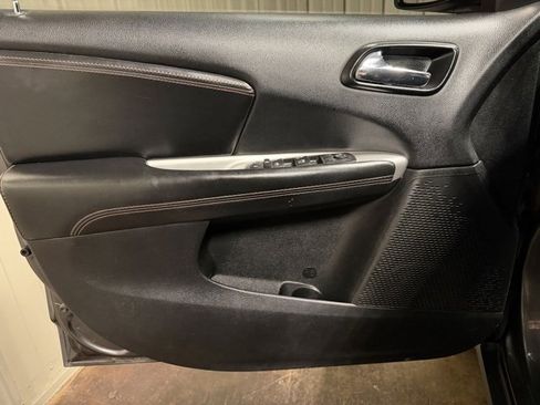 Used 2017 Dodge Journey GT w/ Driver Convenience Group image 12