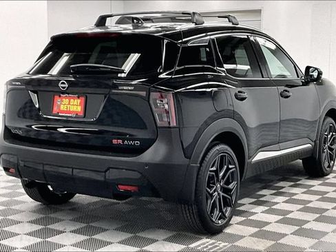New 2026 Nissan Kicks SR w/ SR Premium Package AWD/4WD image 16