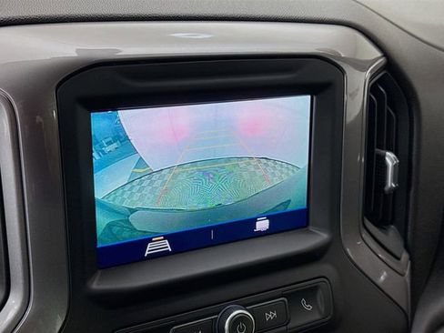 Used 2020 Chevrolet Silverado 1500 Custom w/ Custom Value Package image 15