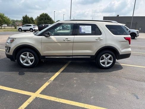 Used 2017 Ford Explorer XLT w/ Class II Trailer Tow Package AWD/4WD image 15