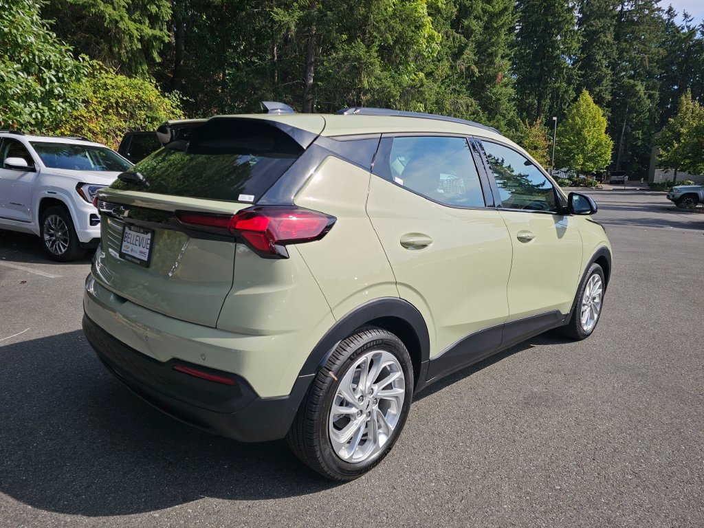 New 2027 Chevrolet Bolt LT w/ Dual Panel Sunroof Package FWD image 7