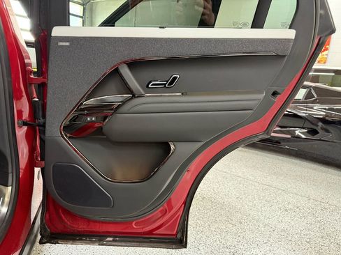Used 2025 Land Rover Range Rover Sport Autobiography image 20