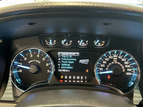 Used 2011 Ford F150 XLT w/ XLT Chrome Pkg image 32