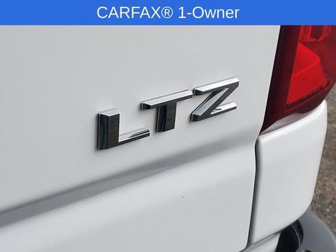 Used 2022 Chevrolet Silverado 2500 LTZ w/ LTZ Plus Package AWD/4WD image 10