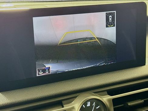 Used 2021 Lexus IS 350 F Sport image 12