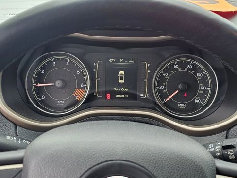 Used 2014 Jeep Cherokee Latitude image 29