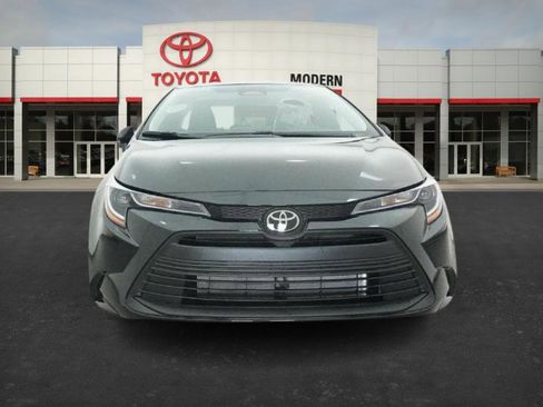 New 2026 Toyota Corolla LE image 3