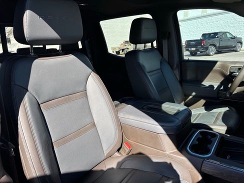 Used 2022 GMC Sierra 1500 Denali image 36