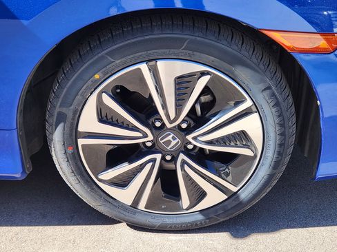 Used 2017 Honda Civic EX-T image 18