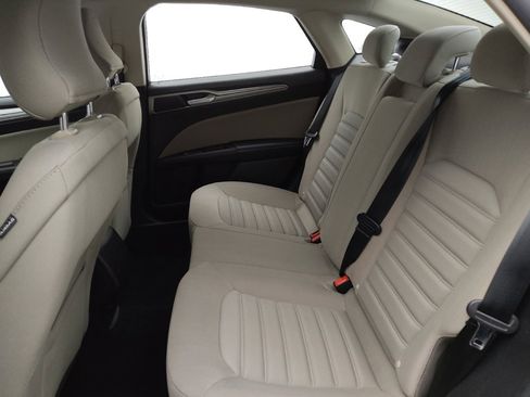 Used 2018 Ford Fusion S image 18