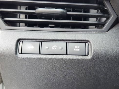 Used 2024 Nissan Altima 2.5 SV FWD image 20