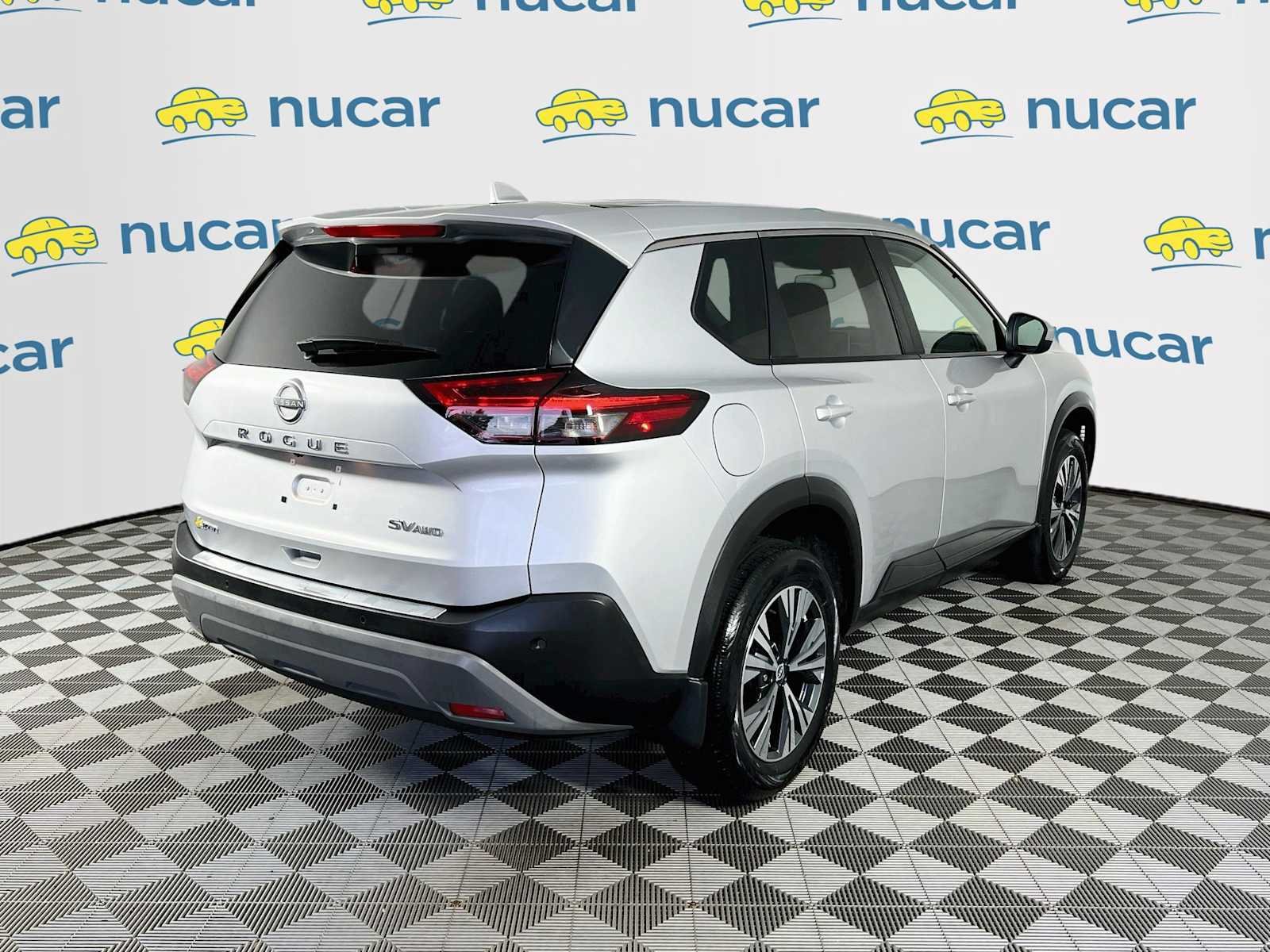 Used 2023 Nissan Rogue SV AWD/4WD image 7