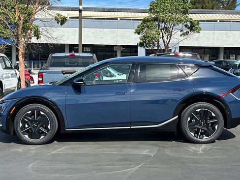 New 2025 Kia EV6 Wind image 7