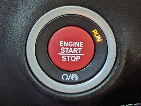 Used 2021 Dodge Challenger SRT Hellcat image 28