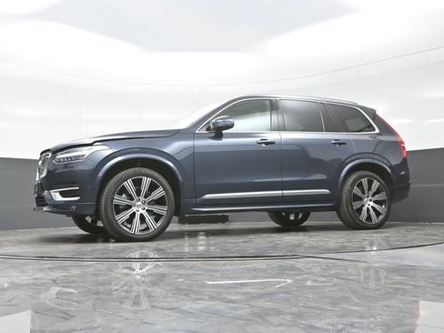 Used 2024 Volvo XC90 B6 Plus w/ Protection Package image 20