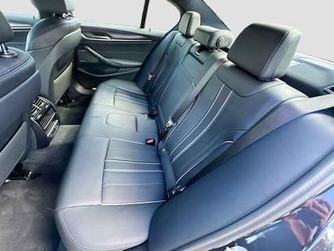 Used 2023 BMW 540i w/ M Sport Package image 26