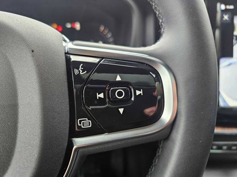 Certified 2024 Volvo XC60 B5 Plus w/ Protection Package Premier image 33